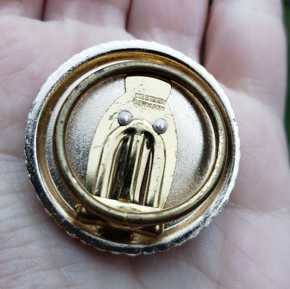 Vintage Metallic Iridescent 3D Scraf Clip/ Dress Clip - Picture 6 of 6